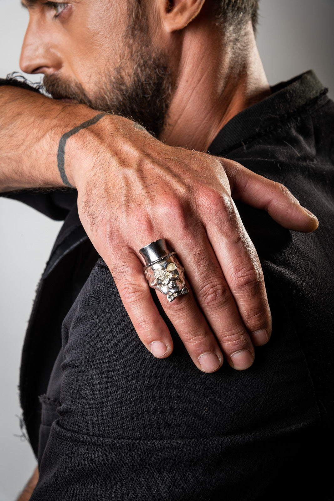 MR SKULL WITH CZ STONE