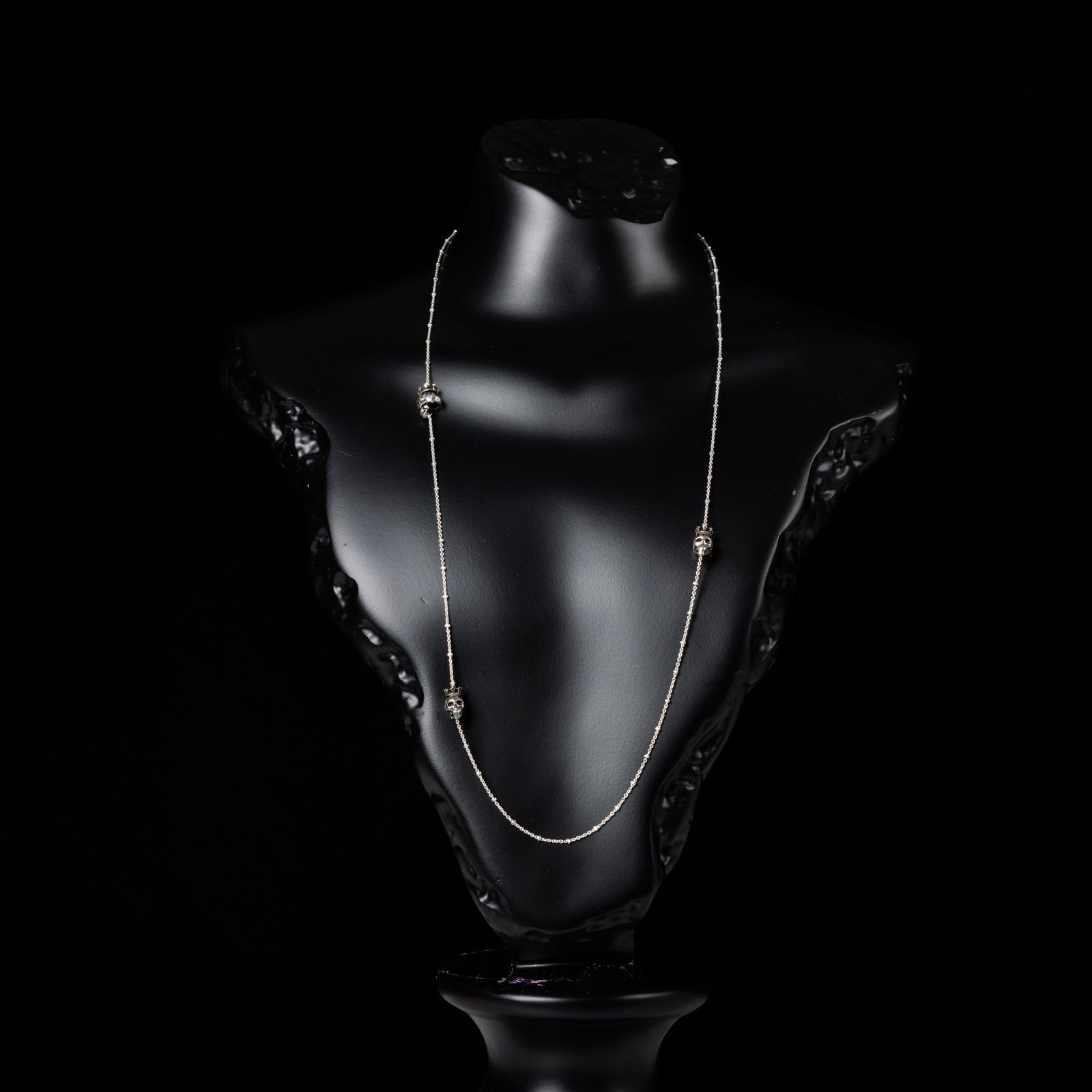 ROYAL SKULLS III