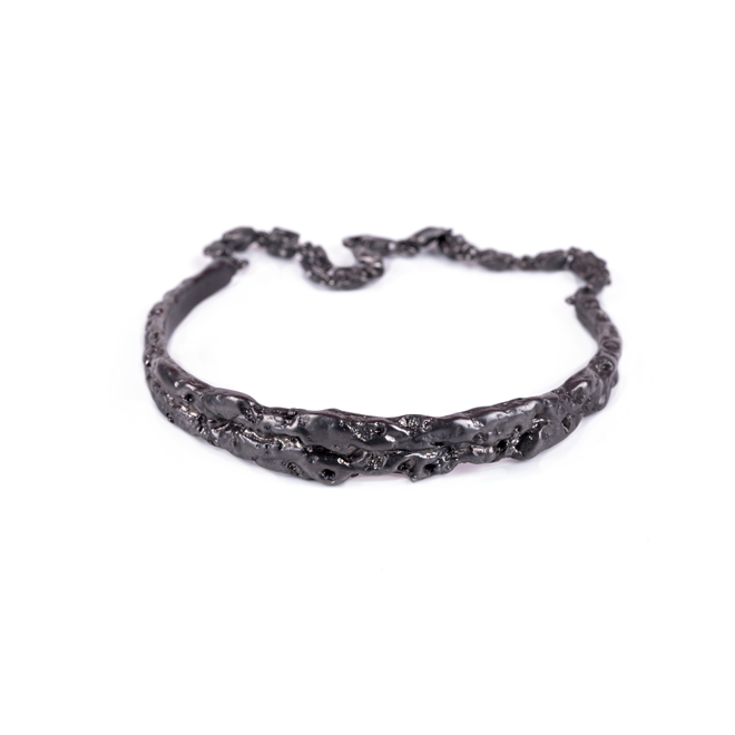 EARTHQUAKE WITH CHAIN