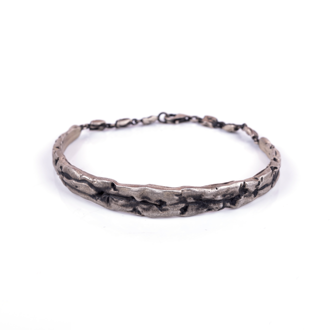 EARTHQUAKE WITH CHAIN